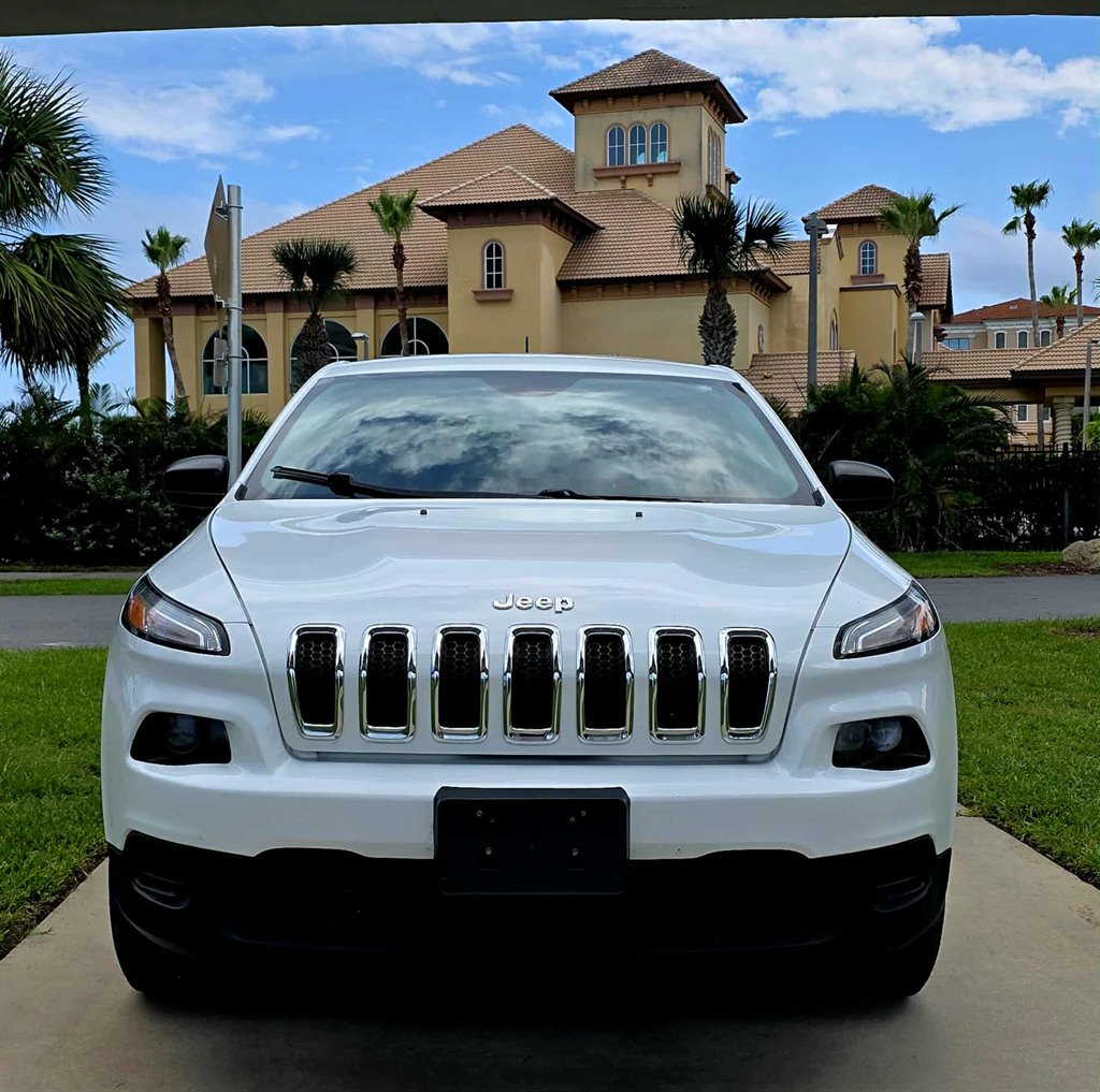 2015 Jeep Cherokee Sport